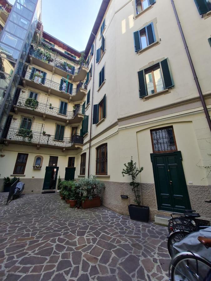 Апартаменты Isola - Ugo Bassi Charme Loft Милан Экстерьер фото